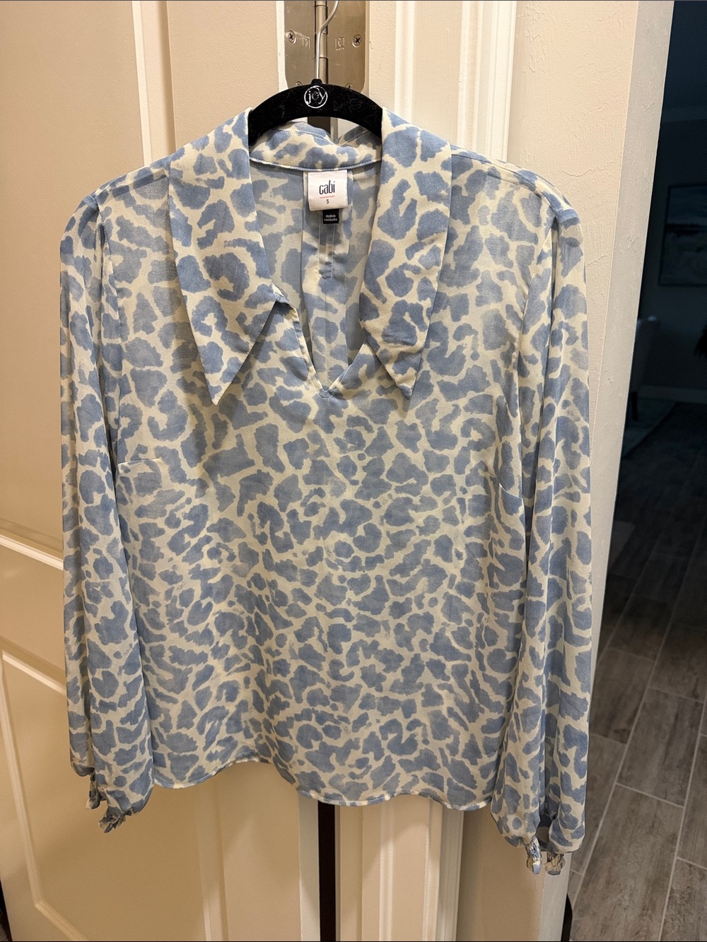 Cabi Pale Blue Leopard Print Collared Blouse